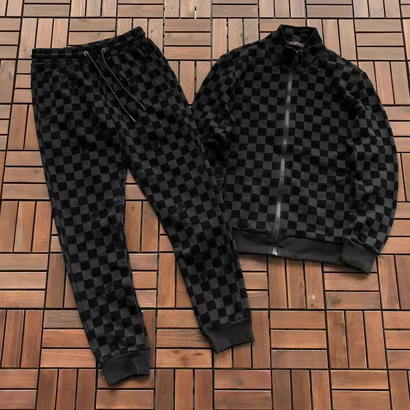 LOUIS VUITTON SWEATERS (7)