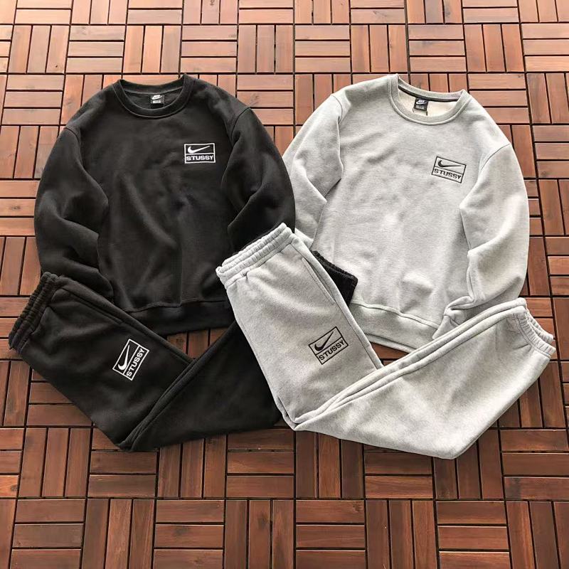 NIKE SWEATERS (24)