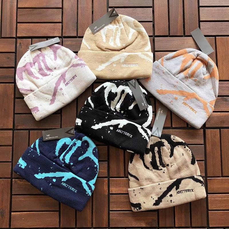 ARCTERYX CAPS (30)