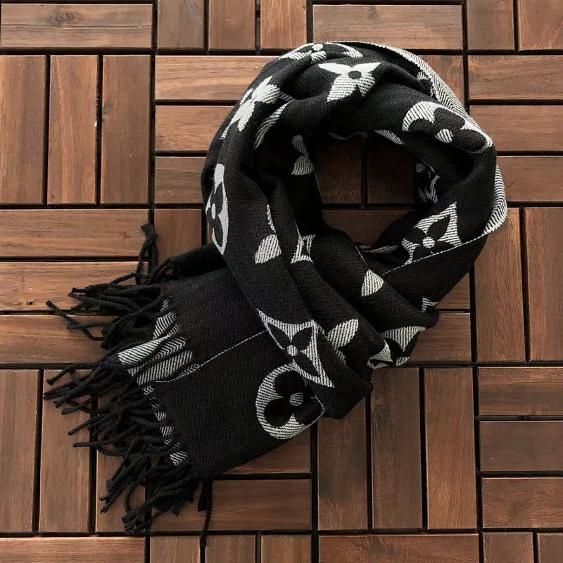 LOUIS VUITTON SCARVES