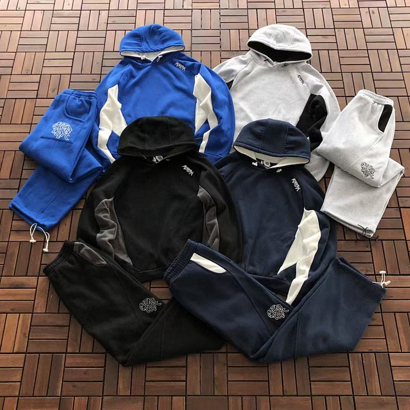 MERTRA HOODIES (5)