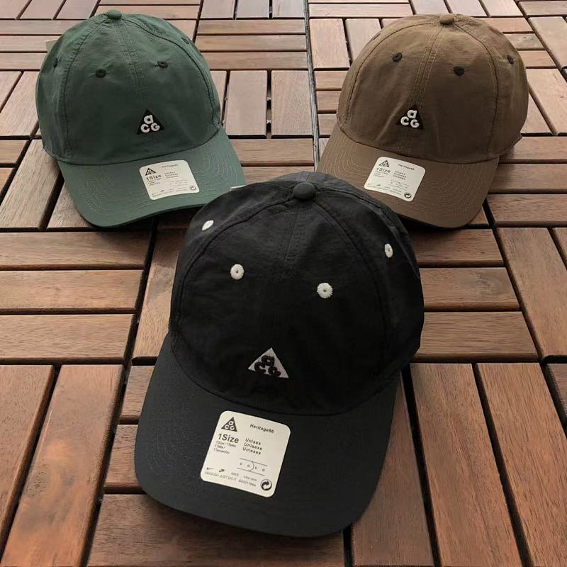 NIKE CAPS (4)
