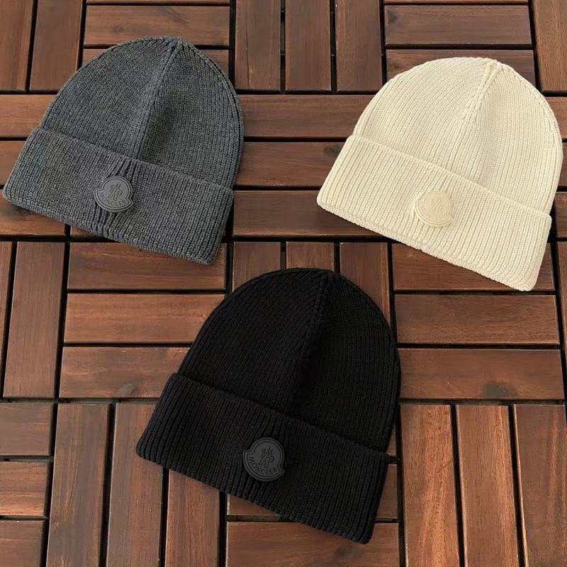 MONCLER CAPS (16)