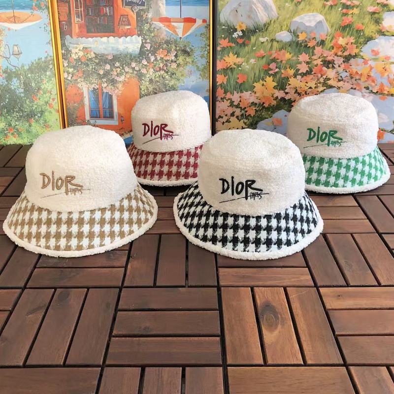 DIOR CAPS (12)
