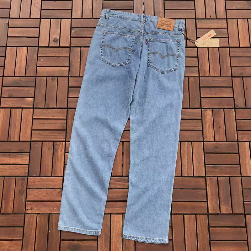 LEVIS TSHIRTS (3)