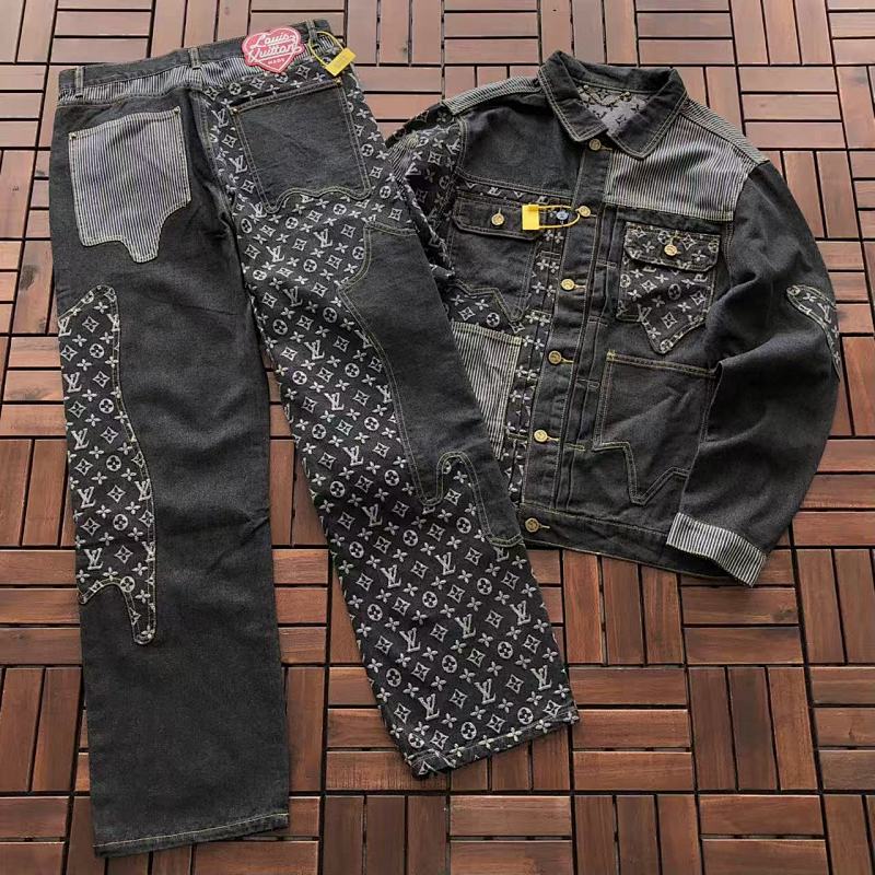 LOUIS VUITTON TSHIRTS (339)