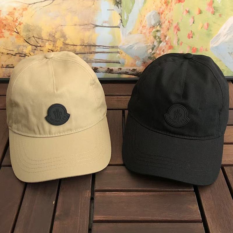 MONCLER CAPS (2)