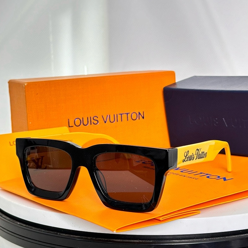 LOUIS VUITTON SUNGLASSES