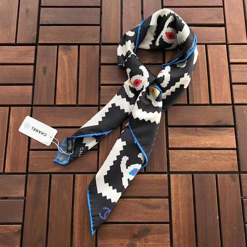 CHANEL SCARVES (20)