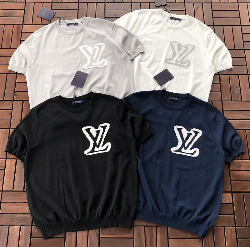LOUIS VUITTON SWEATERS (4)