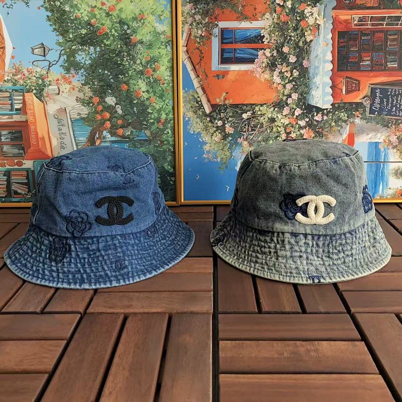 CHANEL TSHIRTS (223)