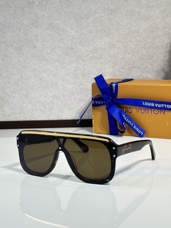 LOUIS VUITTON SUNGLASSES