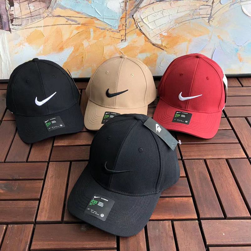 NIKE CAPS (11)