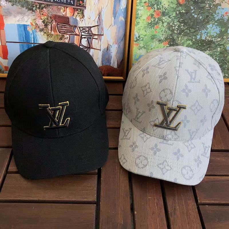LOUIS VUITTON TSHIRTS (432)