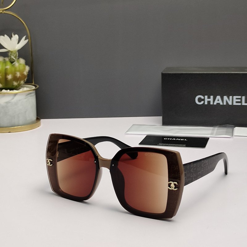 CHANEL TSHIRTS (203)