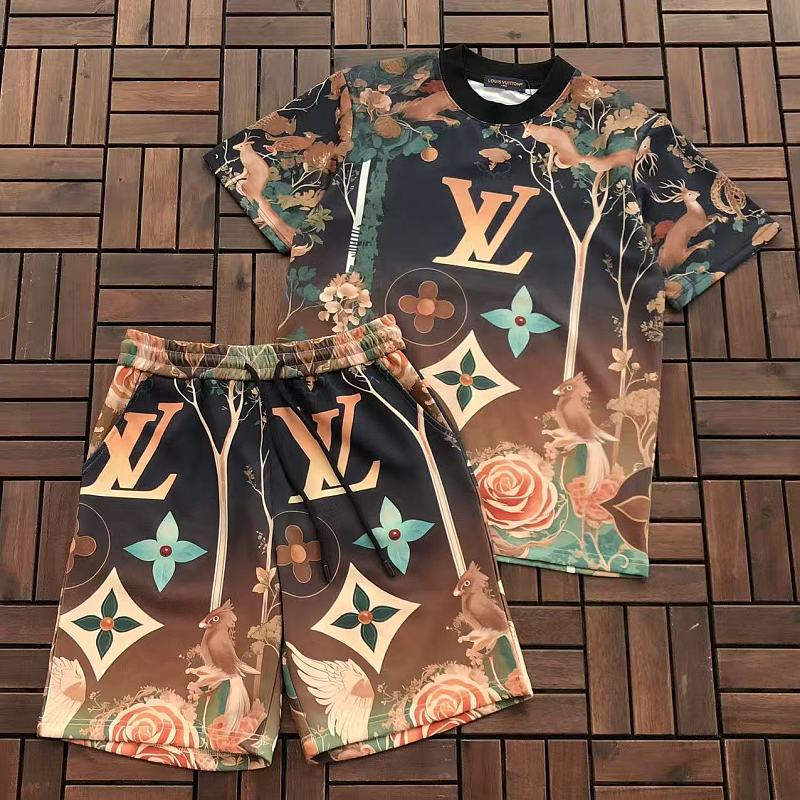 LOUIS VUITTON TSHIRTS (120)