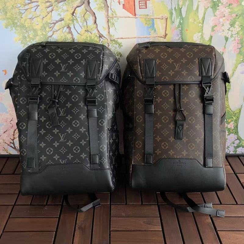 LOUIS VUITTON TSHIRTS (330)