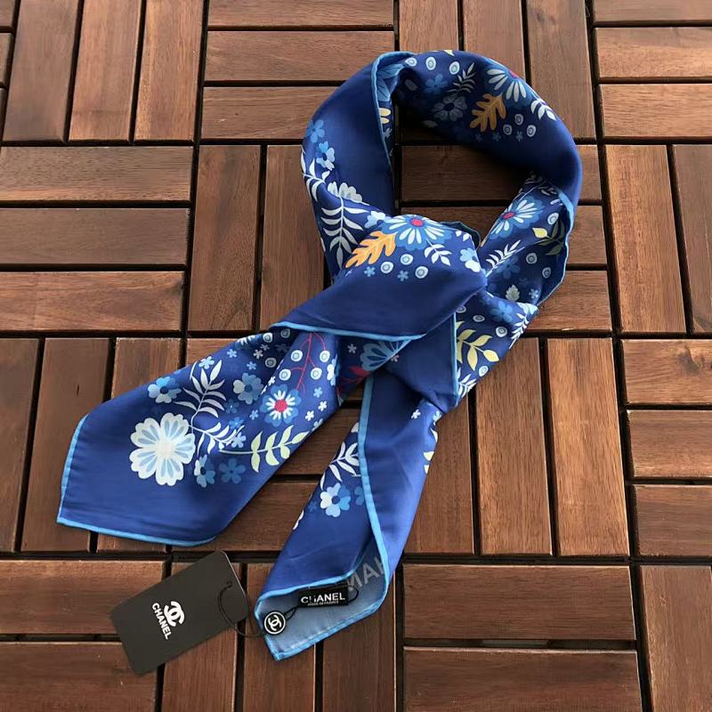 CHANEL SCARVES (18)
