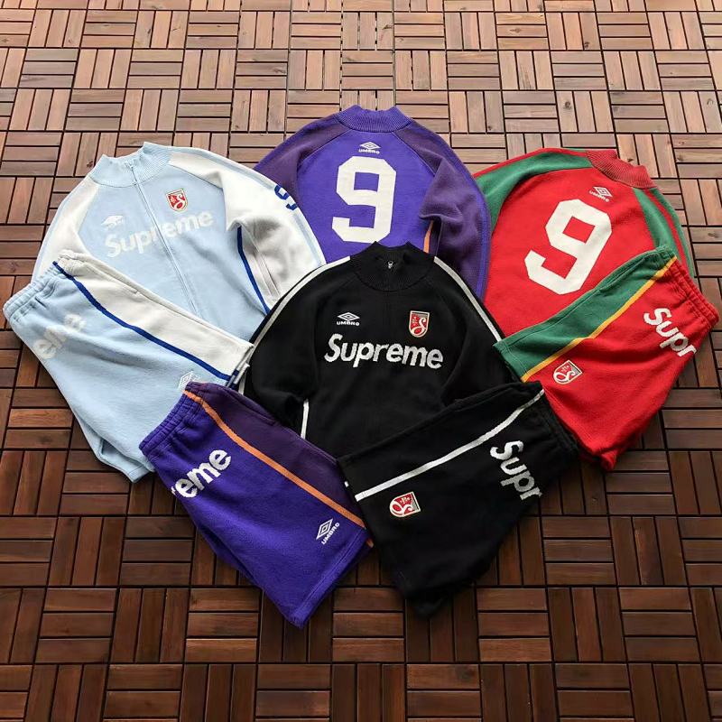 SUPREME SWEATERS (21)