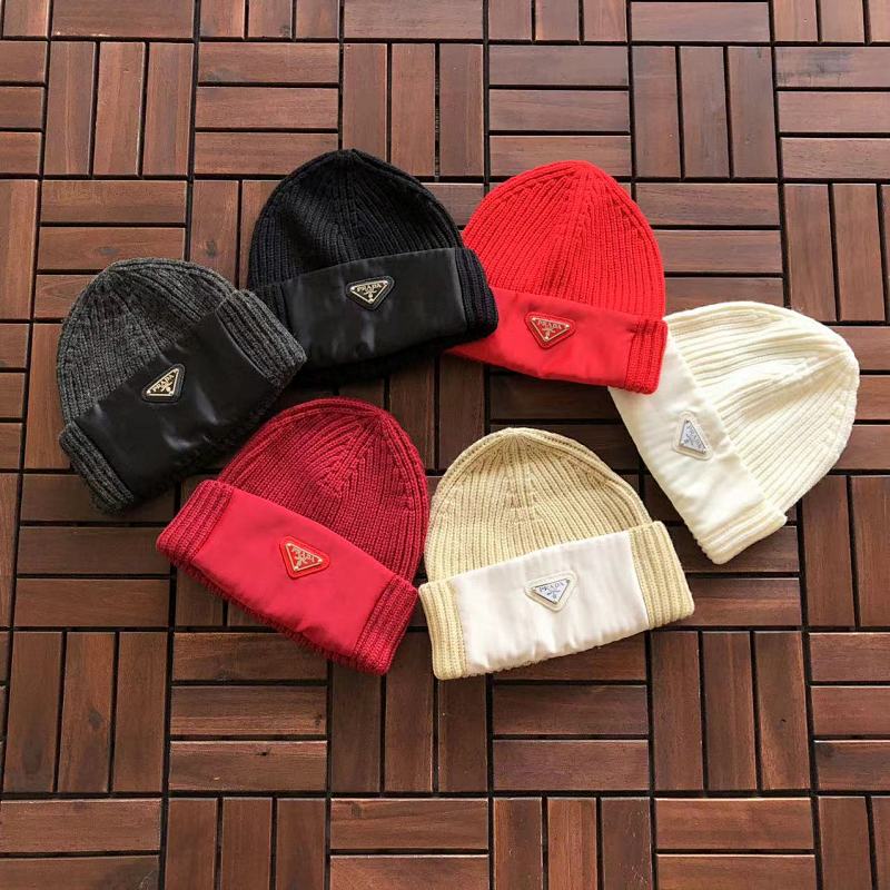 PRADA CAPS (6)