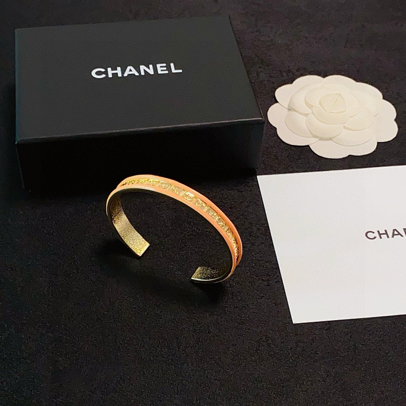 CHANEL TSHIRTS (112)