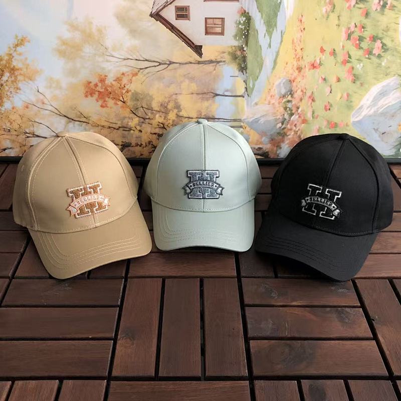 HERMES CAPS