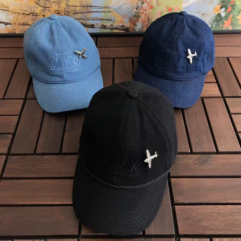 LOUIS VUITTON CAPS