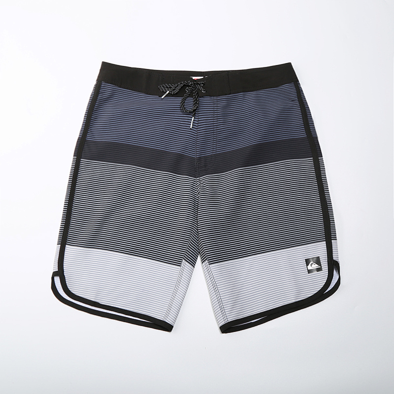 QUICKSILVER SHORTS (2)