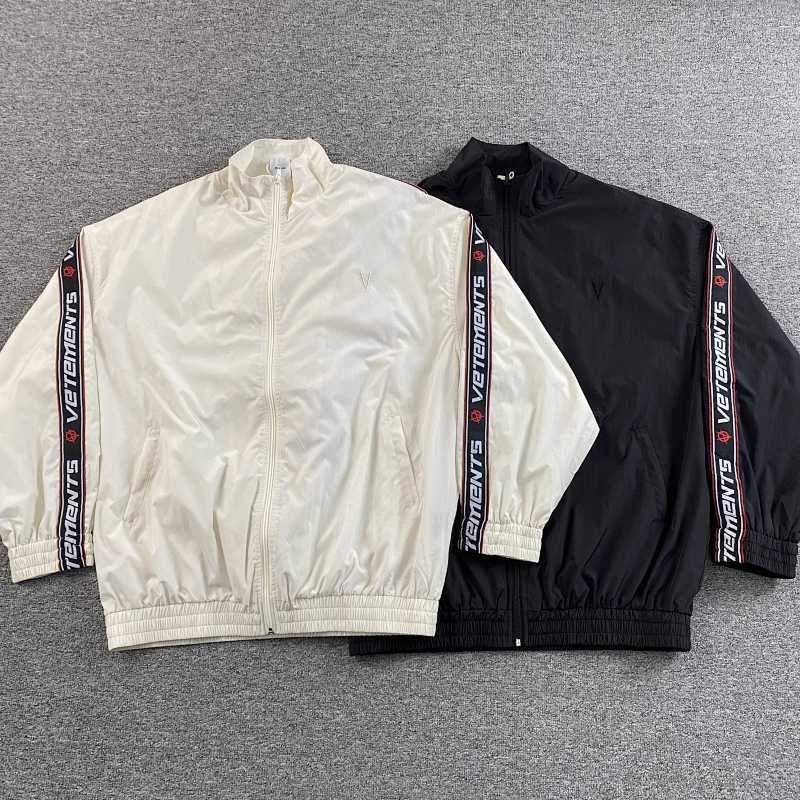 VETEMENTS JACKETS