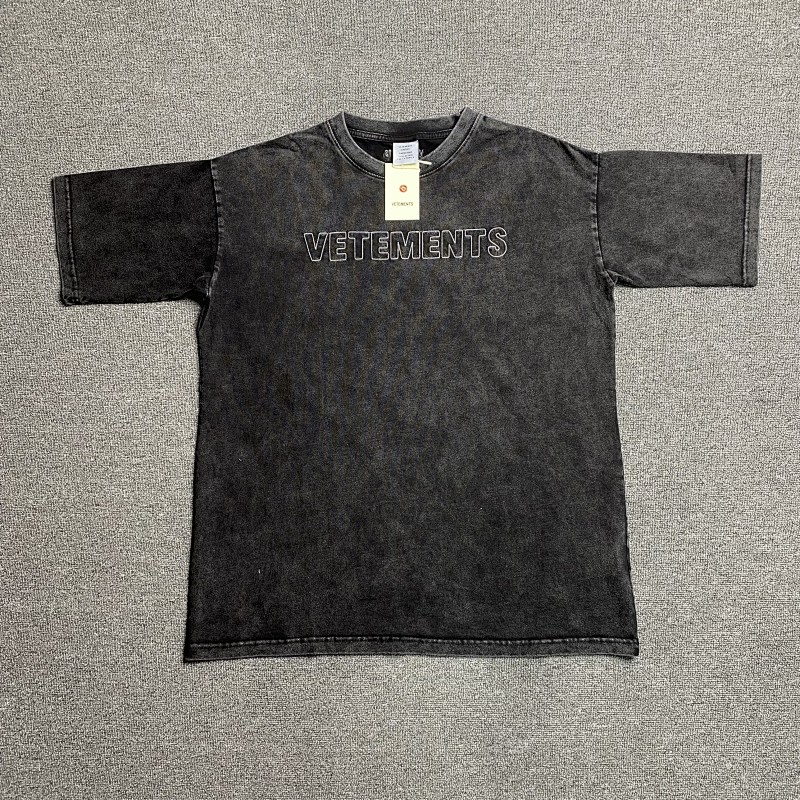 VETEMENTS TSHIRTS (101)