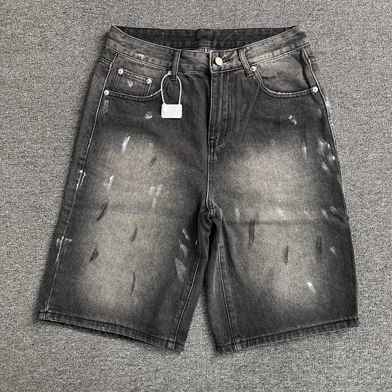 ACNE SHORTS (4)