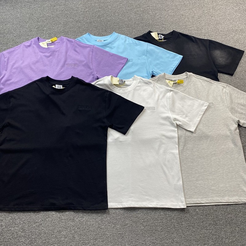 VETEMENTS TSHIRTS (130)