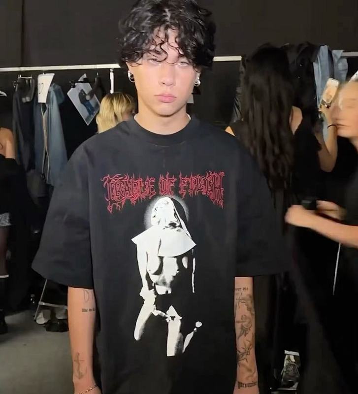 VETEMENTS TSHIRTS (70)