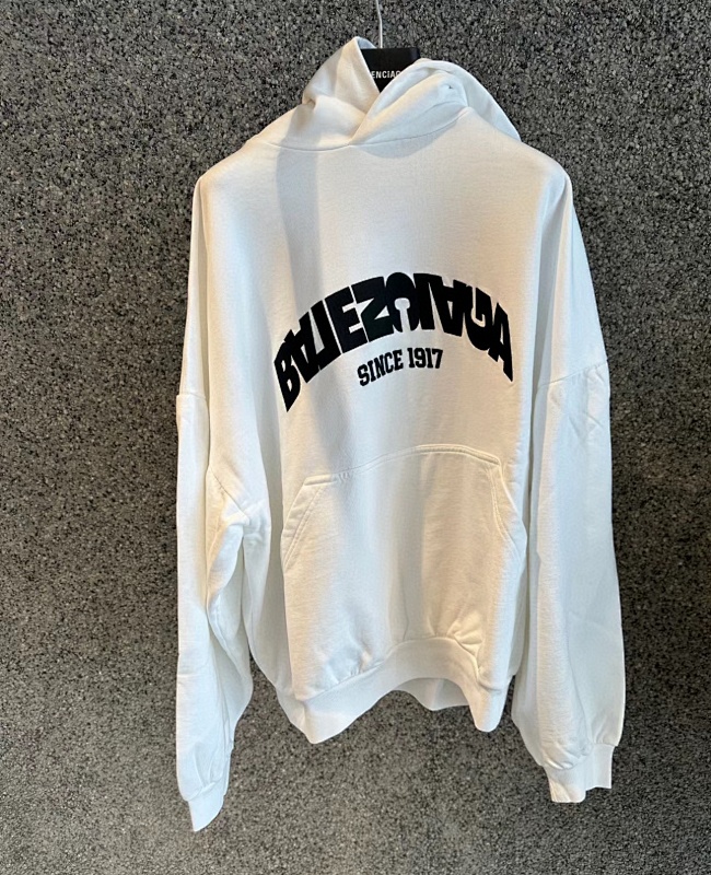 BALENCIAGA HOODIES (105)
