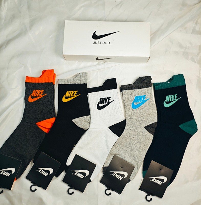 NIKE SOCKS (5)