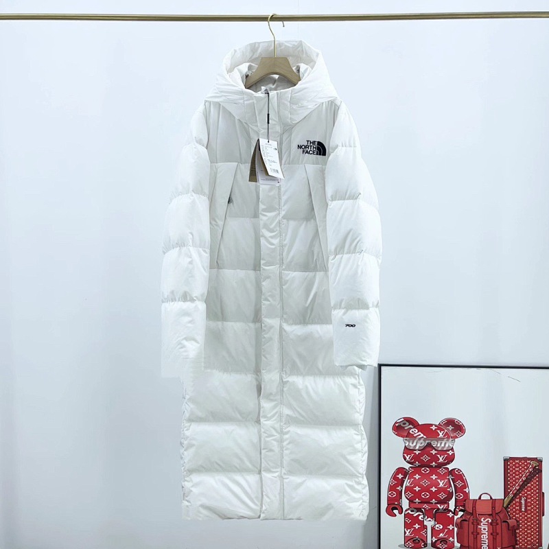 TNF PUFFERS (16)
