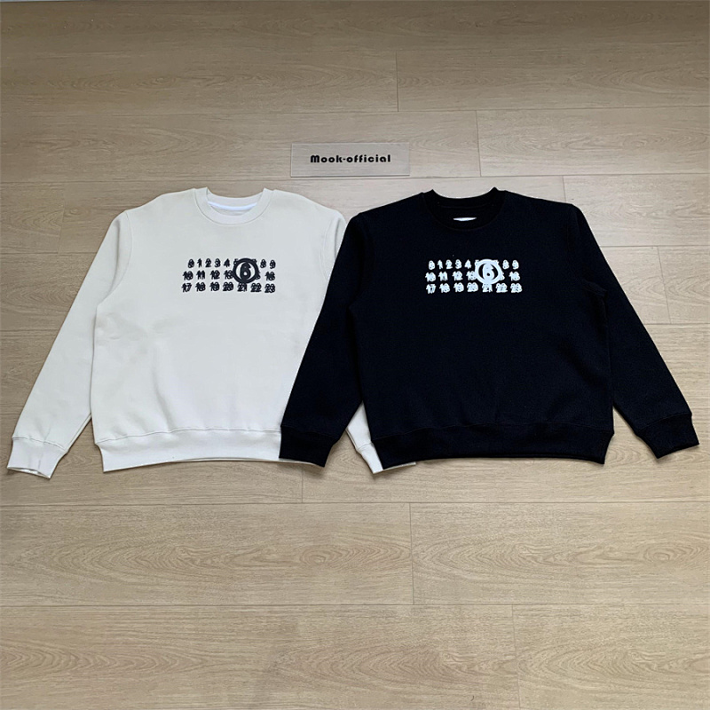 MAISON MARGIELA SWEATSHIRTS