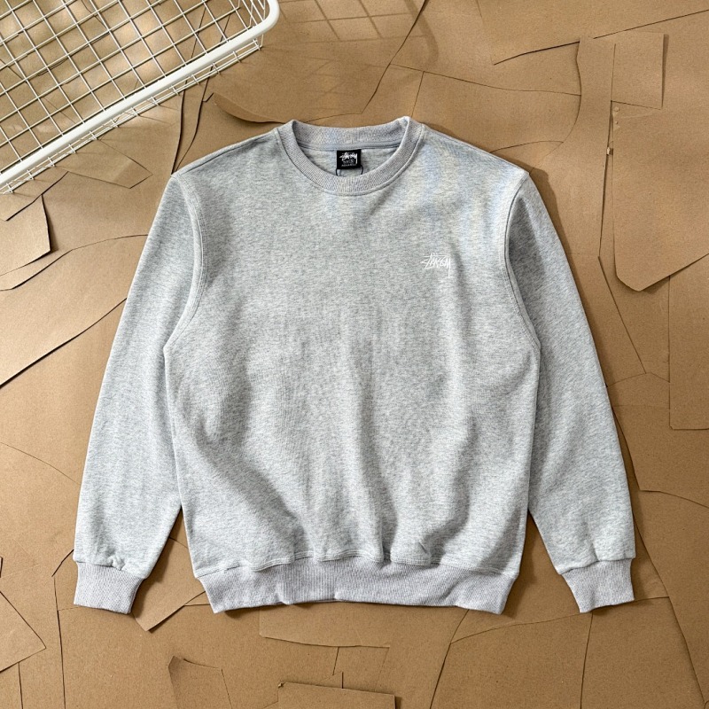 STUSSY SWEATSHIRTS (47)