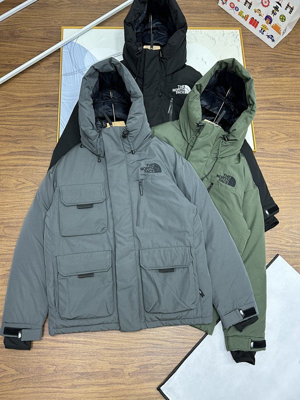 TNF PARKAS (2)