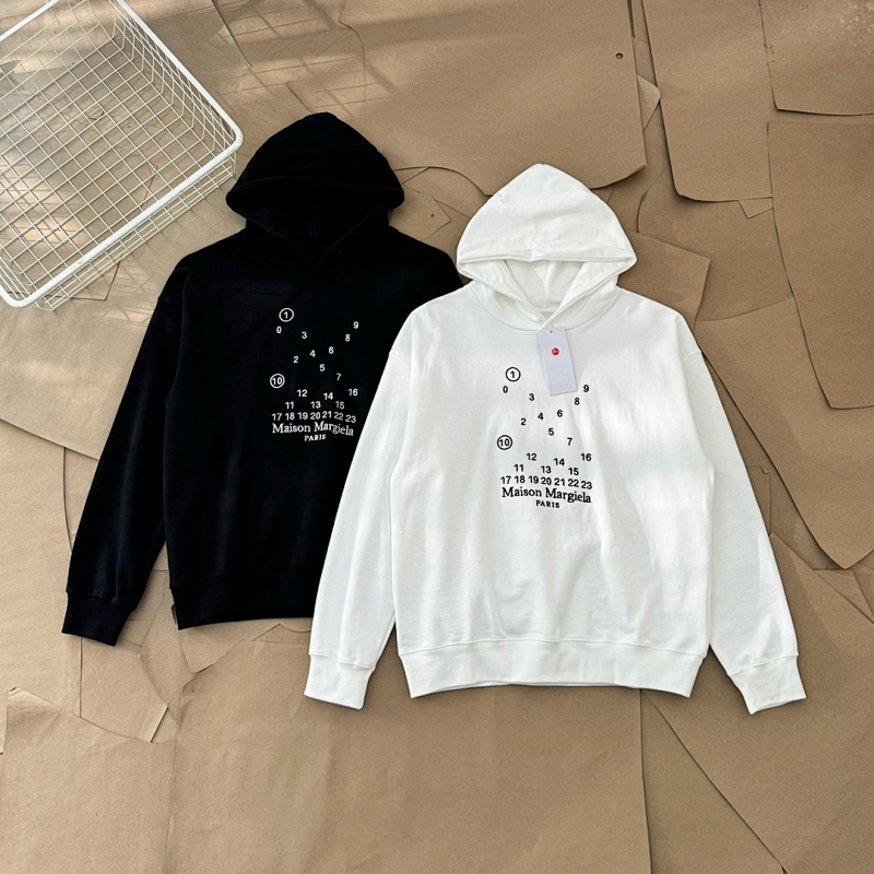 MAISON MARGIELA HOODIES (41)