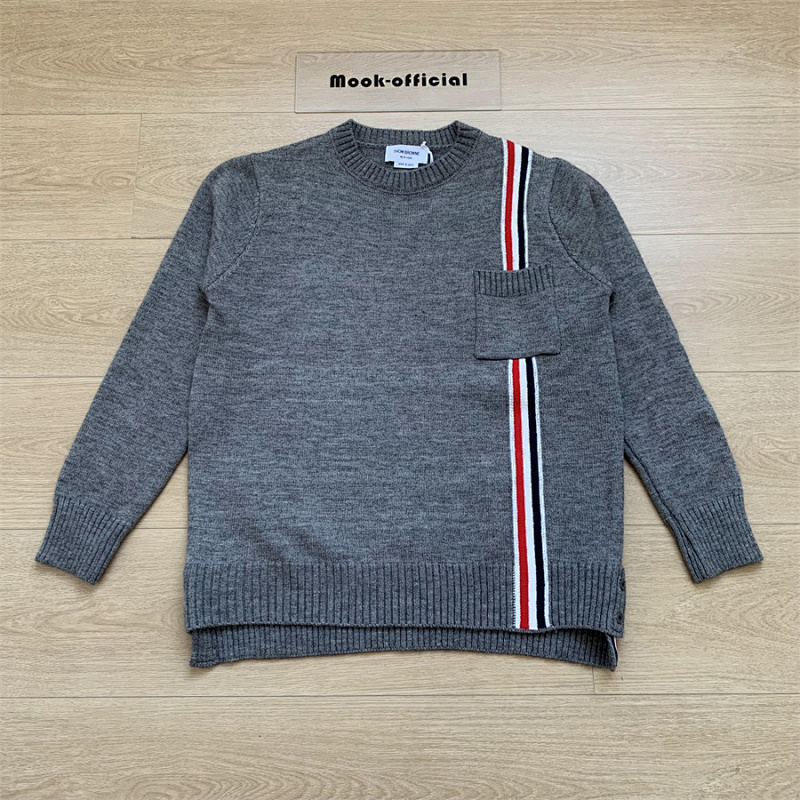 THOM BROWNE SWEATERS (4)