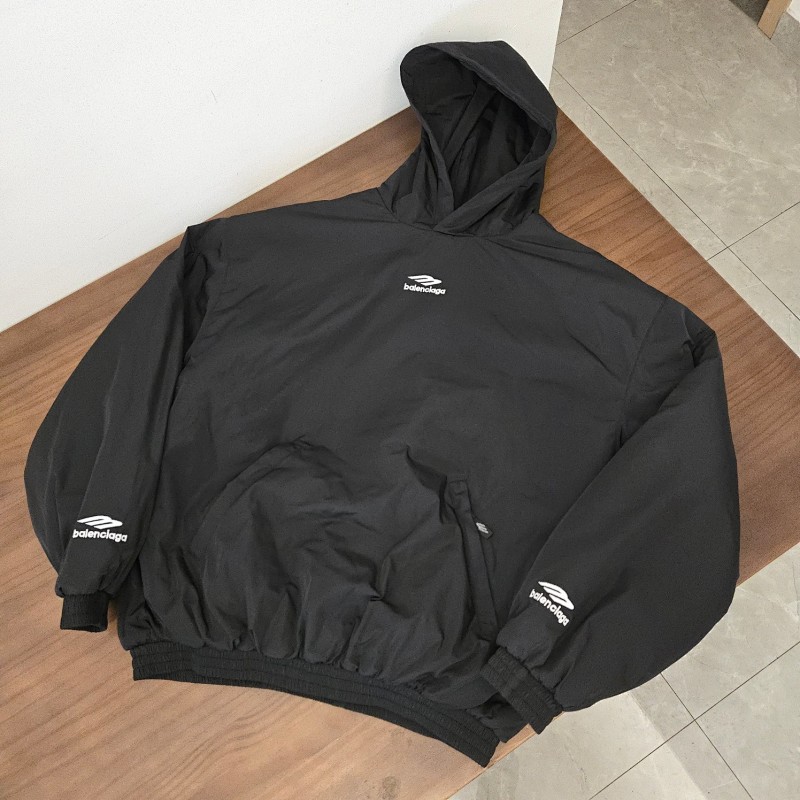 BALENCIAGA WINDBREAKERS (30)
