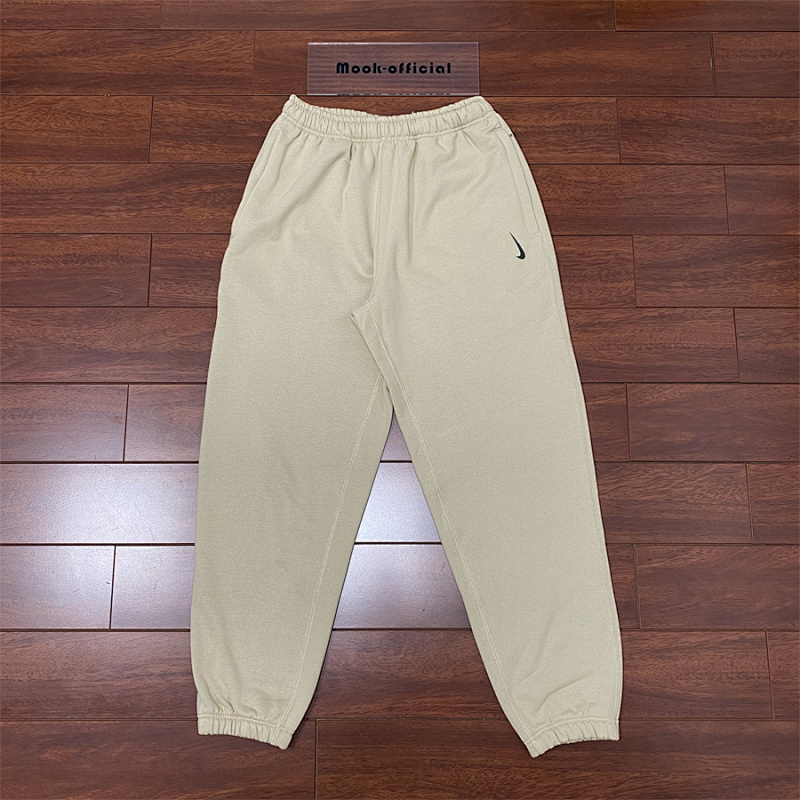 NIKE SWEATPANTS (35)