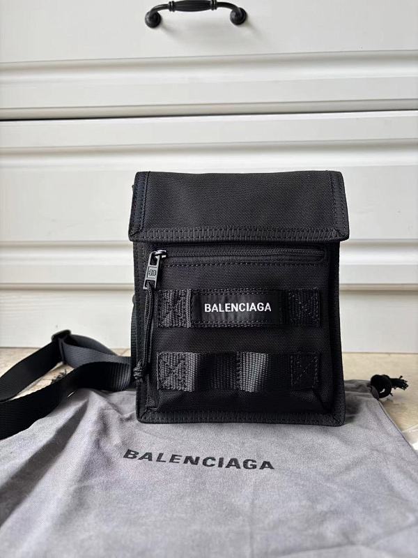 BALENCIAGA BAGS (3)