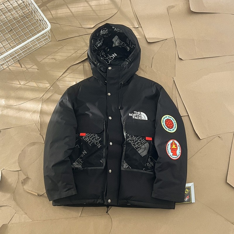 TNF PUFFERS (24)