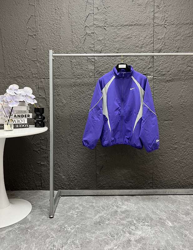 NIKE WINDBREAKERS (3)