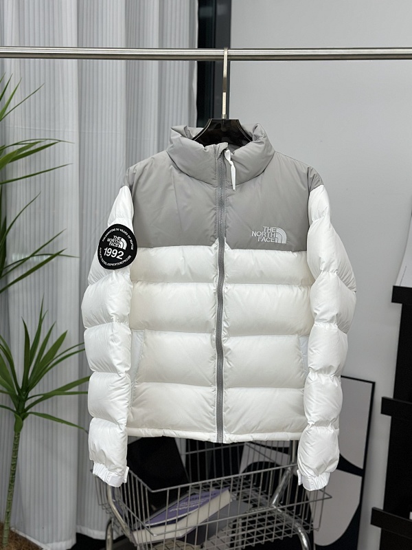 TNF PUFFERS (13)