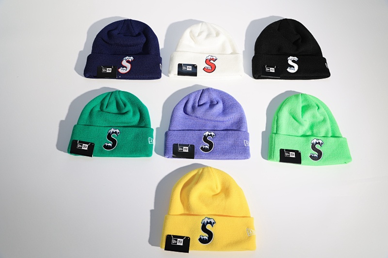SUPREME HATS (2)