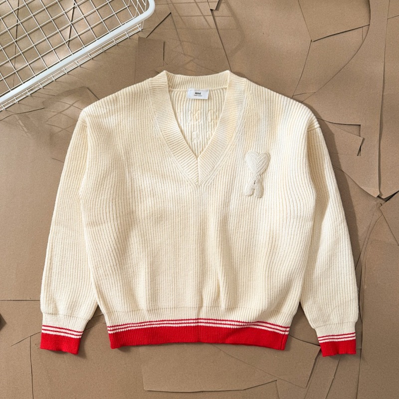 AMI SWEATERS