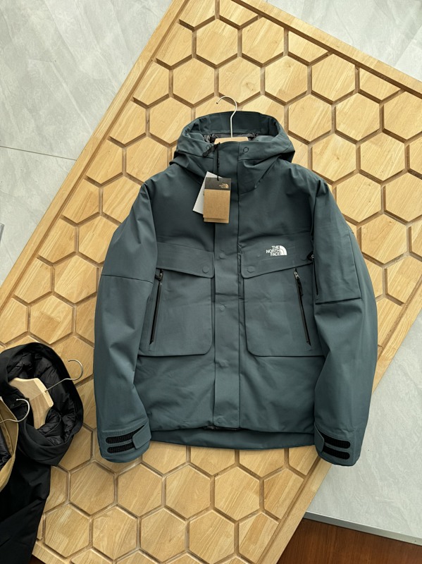 TNF JACKETS (7)